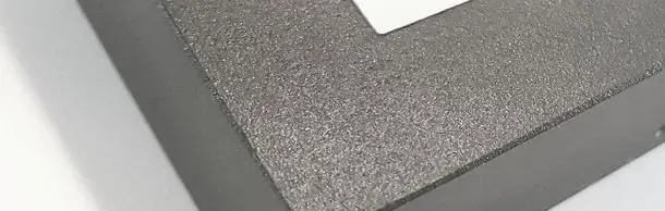 finition lisse et texturée